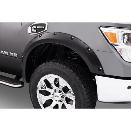 04-15 TITAN W/ DRIVER SIDE BEDSIDE LOCKBOX POCKET STYLE FENDER FLARES